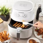 Freidora de Aire Black+Decker 4.5 LTS Blanca