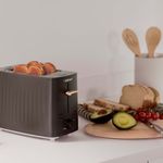 Tostadora Cuisinart Soho-2 Rebanadas-900w-7 Sombras-2 Funciones Negro
