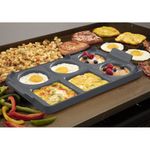 Bandeja de Anillo Cuisinart 14.5x9pulg. para Huevos 7pcs Silicona Gris